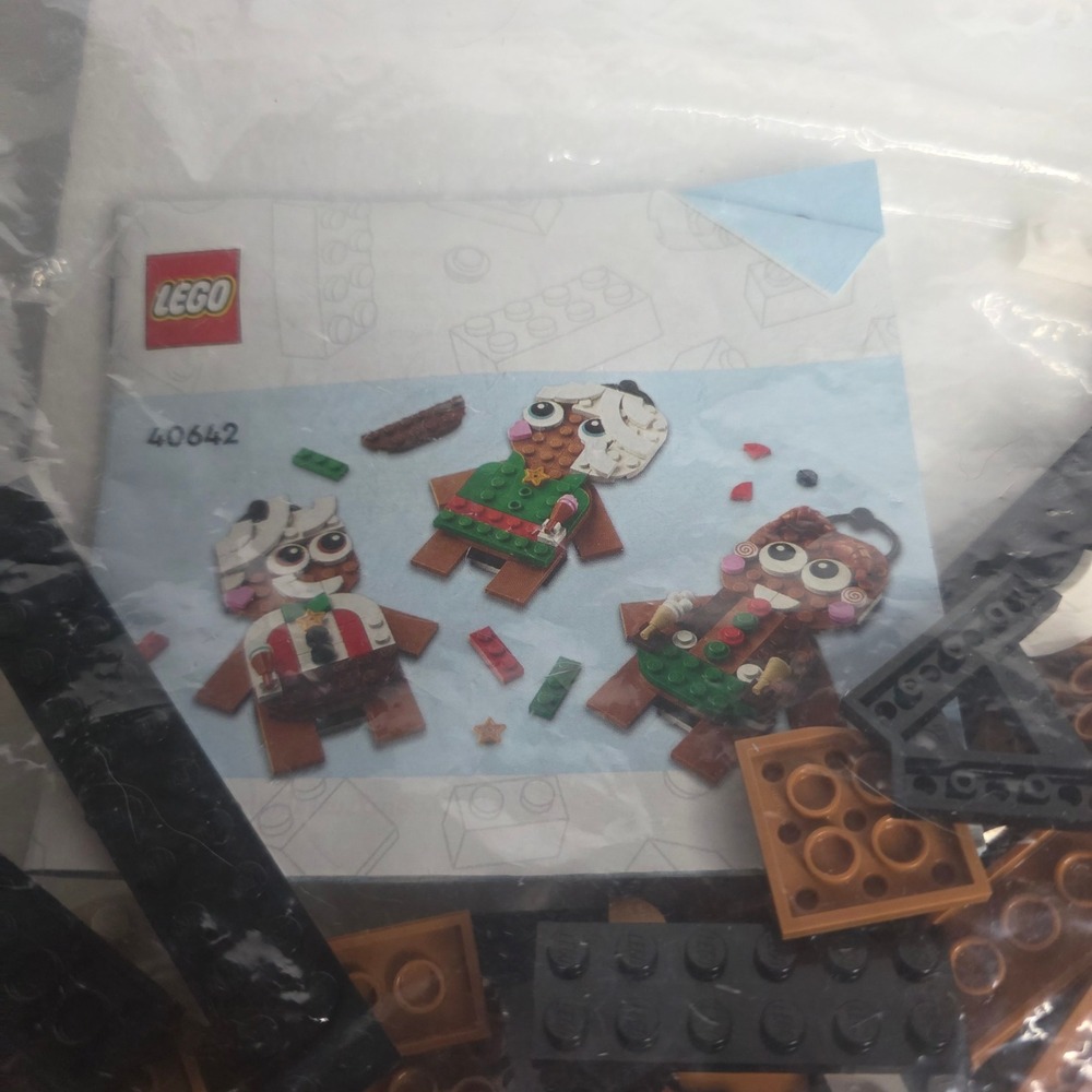 Lego Set 40642 Gingerbread Man Ornaments Seasonal Exclusive Christmas Incomplete